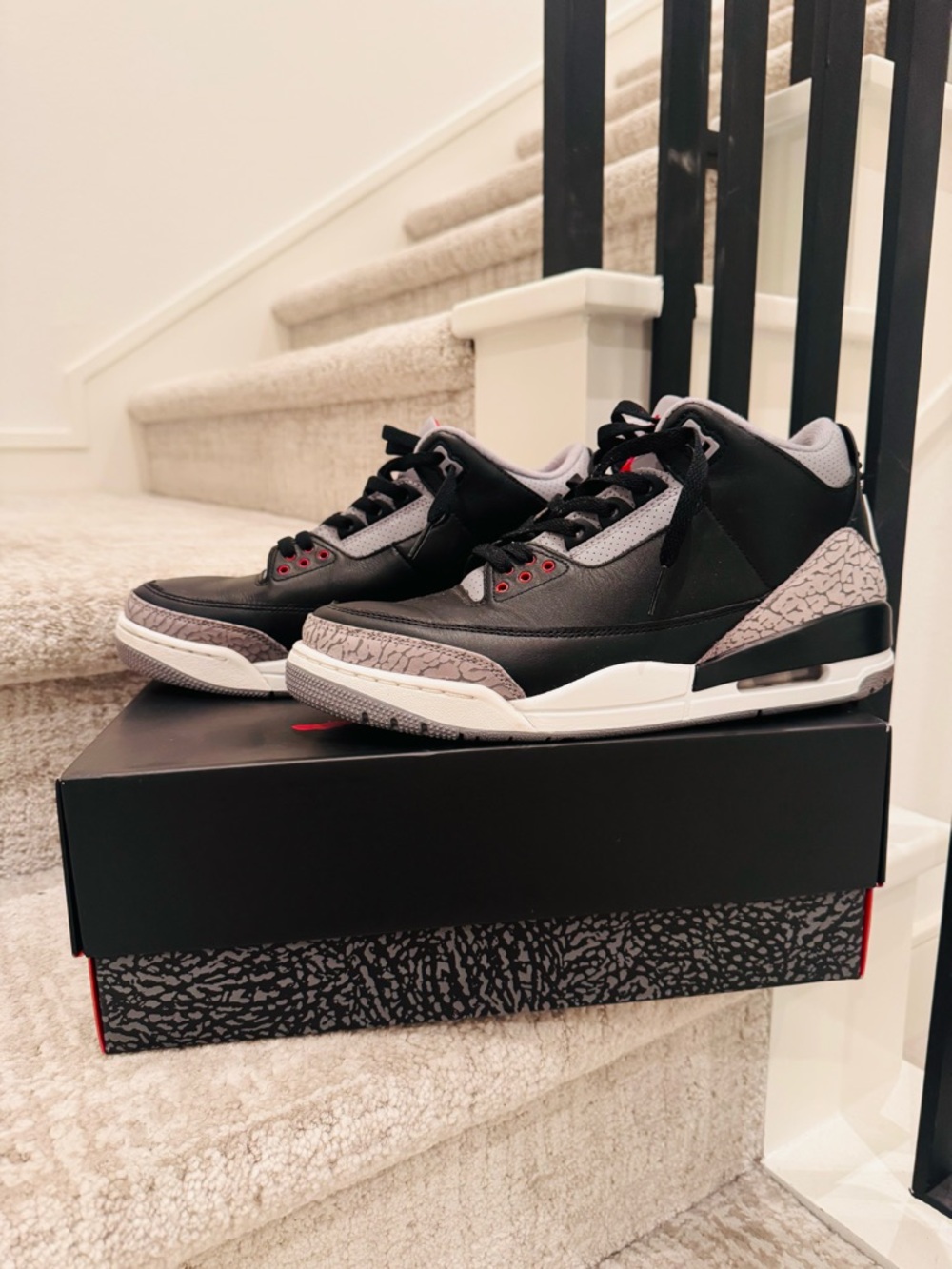 Jordan Black/Fire Red/Cement Grey Air Jordan 3 Retro Box Label
